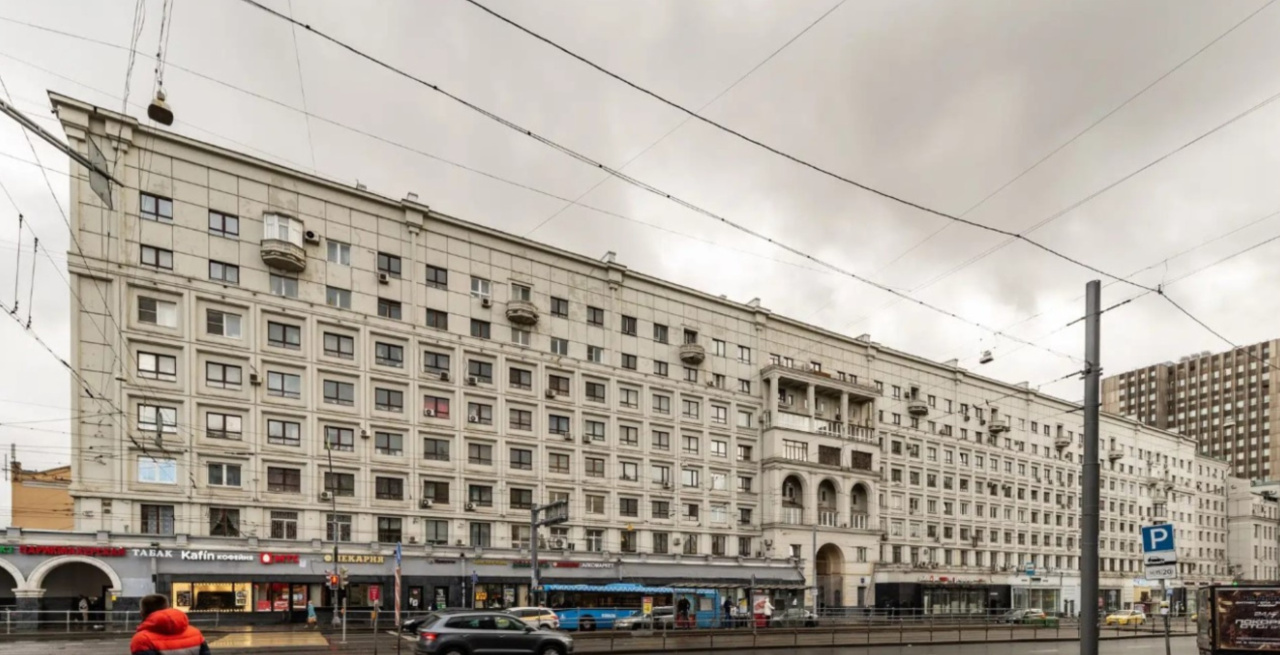 фасад дома, здание по адресу г Москва, ул Краснопрудная, д 22-24